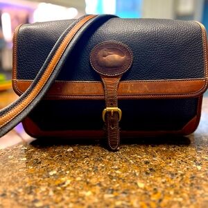 VINTAGE DOONEY & BOURKE AWL Surrey Saddle Bag Purse Navy Blue Brown